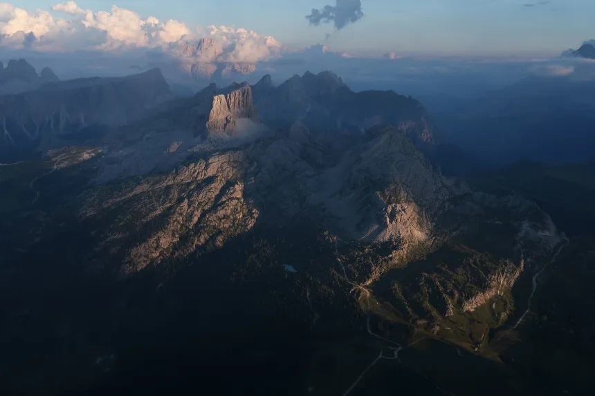 ドロミテ山塊のヌボラウ地域/Sean Gallup/Getty Images