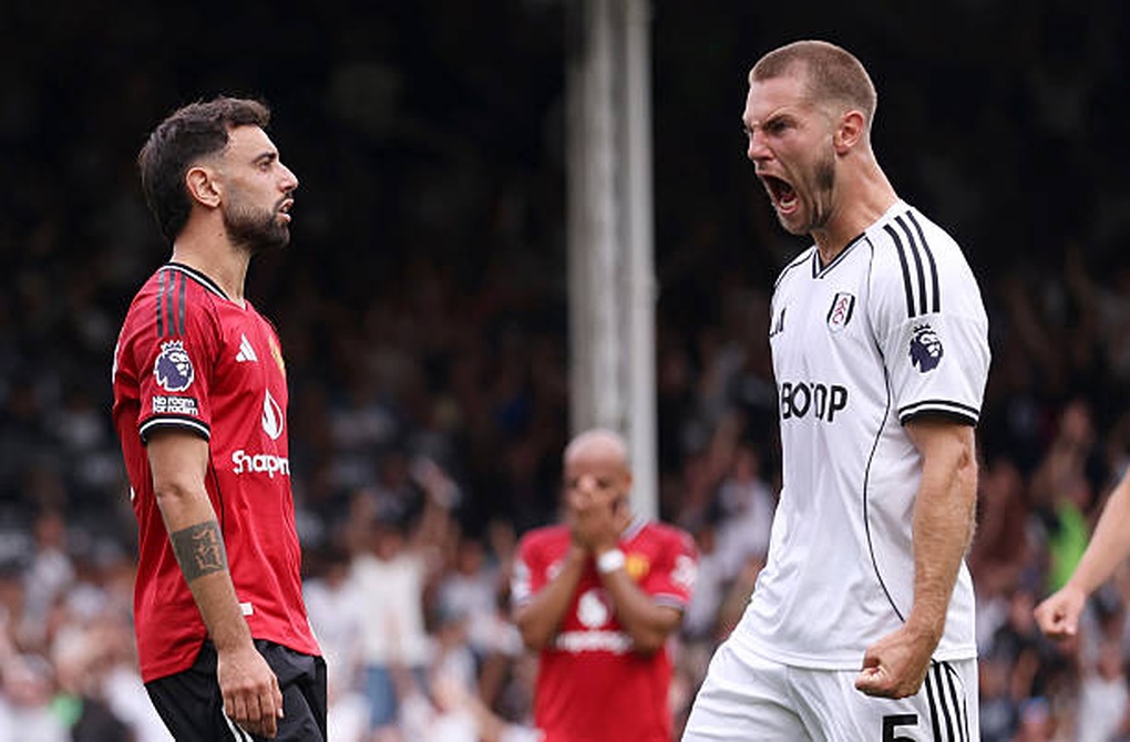 Báo Anh tiết lộ tương lai của Bruno Fernandes tại Man Utd - 2