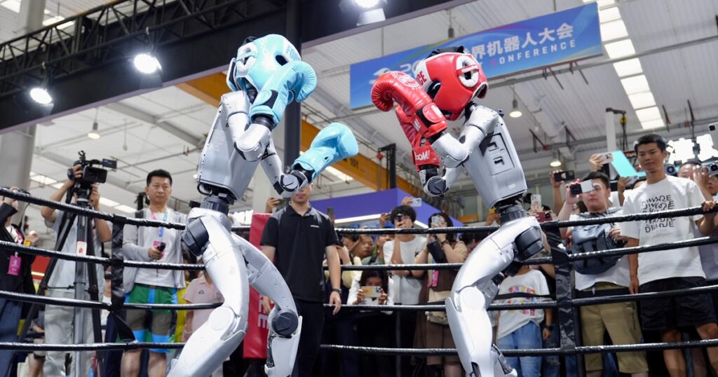中国ヒト型ロボが急成長 モデル数で米国圧倒、EVの供給網が強みに - 日本経済新聞