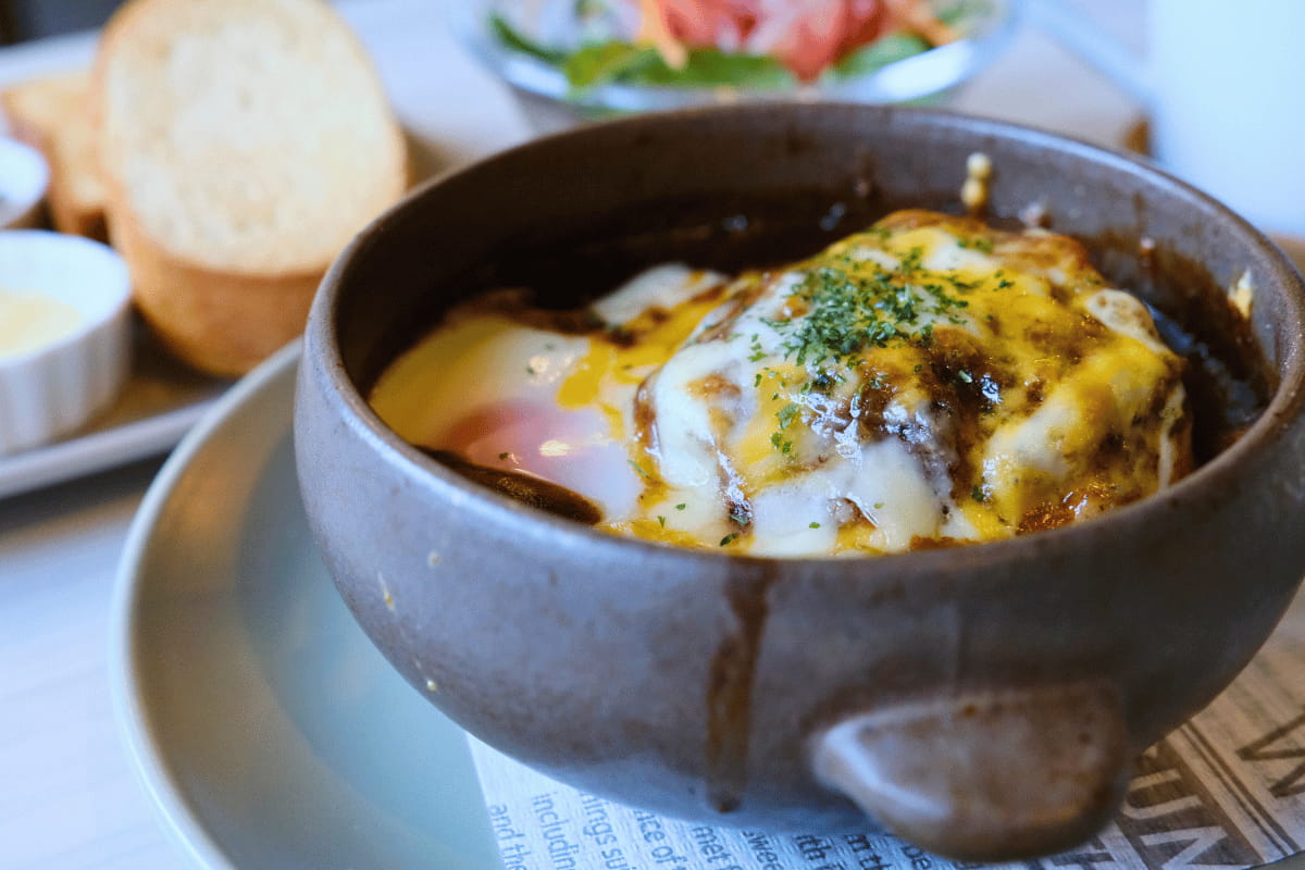 こだわり抜いた"人生最高級"の味わい「煮込みハンバーグランチ」1,850円（税込）