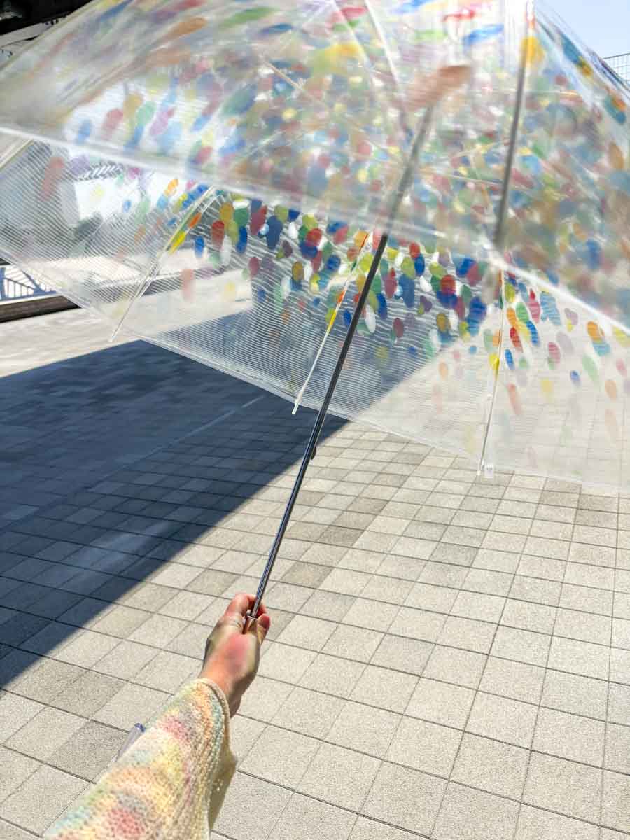 現在「津軽びいどろ傘」を使って撮影した写真で参加できる『#津軽びいどろ傘フォトコン』も実施中♪