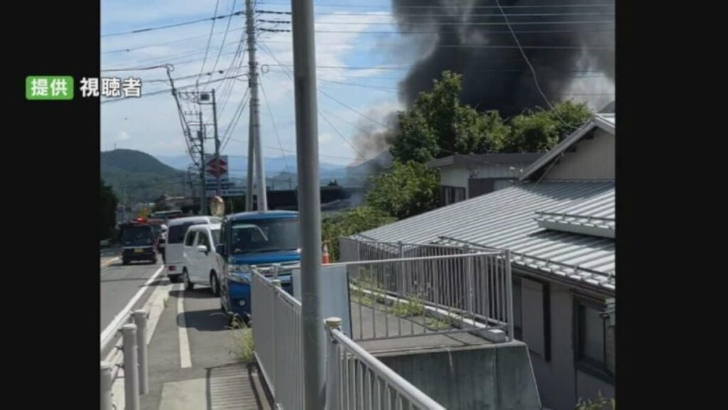 「建物から炎と煙が出ている」住宅と倉庫が全焼 近くの国道が2時間にわたり通行止め 山梨・富士吉田市 | 山梨のニュース | ＵＴＹテレビ山梨 (2ページ) - TBS NEWS DIG