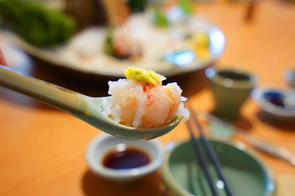 斎藤・兵庫県知事の家族に、公務でもらった蟹を食べる「資格」はあるのか？ 知事答弁に如実に表れているアウシュヴィッツの「関心領域」(1/5) | JBpress (ジェイビープレス)