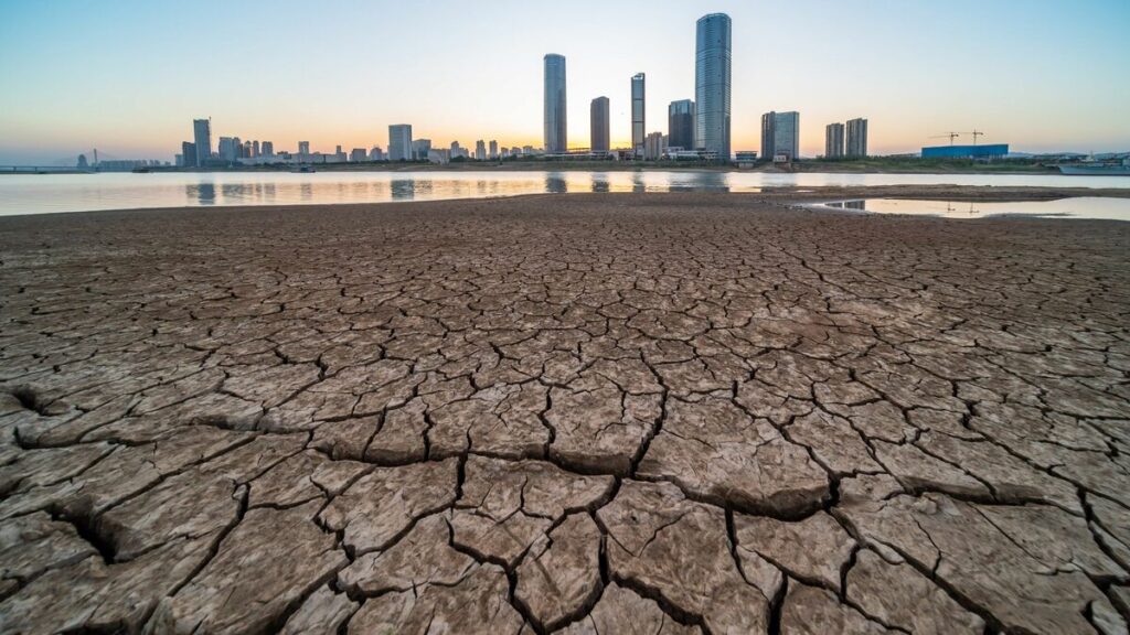 中国で｢水難民｣が大量発生する…中国人が｢自然豊かな北海道の土地｣を買い漁る現象との"不思議な一致" ニセコや倶知安町に｢中国資本の土地｣が生まれている | PRESIDENT Online（プレジデントオンライン）