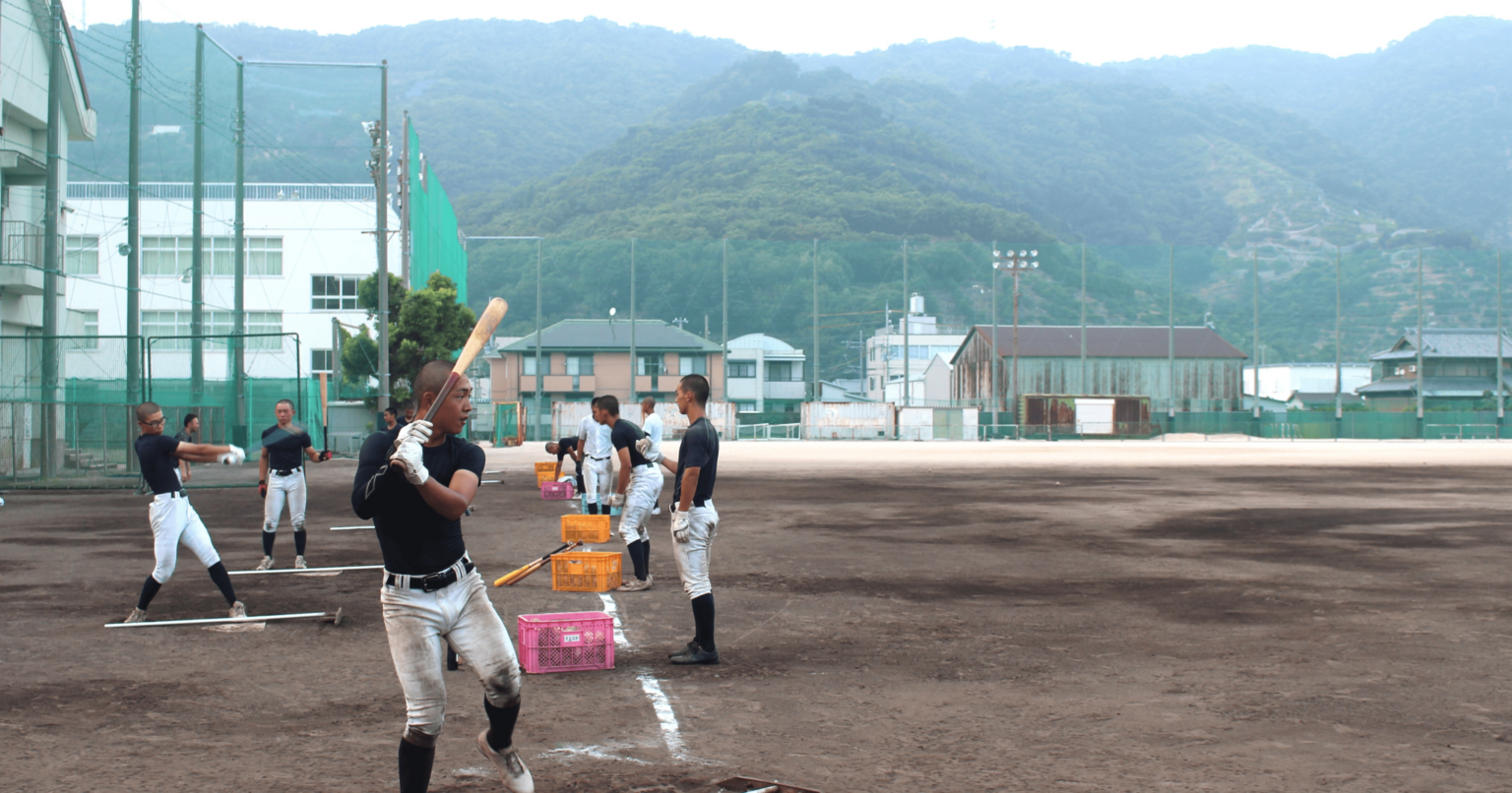 「僕らは箕島を残せるんだろうか…」あの甲子園連覇の“名門公立校”で定員割れ、衝撃の倍率0.74「本当にきついです…」箕島野球部監督の告白 - 高校野球 - Number Web