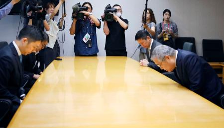 三菱商事社長が風力撤退を陳謝 秋田県の鈴木知事に | | 全国のニュース