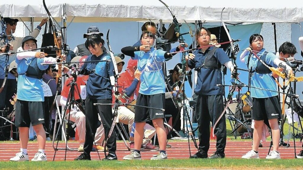 《国スポ関東ブロック大会》アーチェリー 群馬・少年女子が2年ぶりに本大会出場を決める 大舞台で目指す8強入り | 上毛新聞電子版｜群馬県のニュース・スポーツ情報 - 上毛新聞電子版
