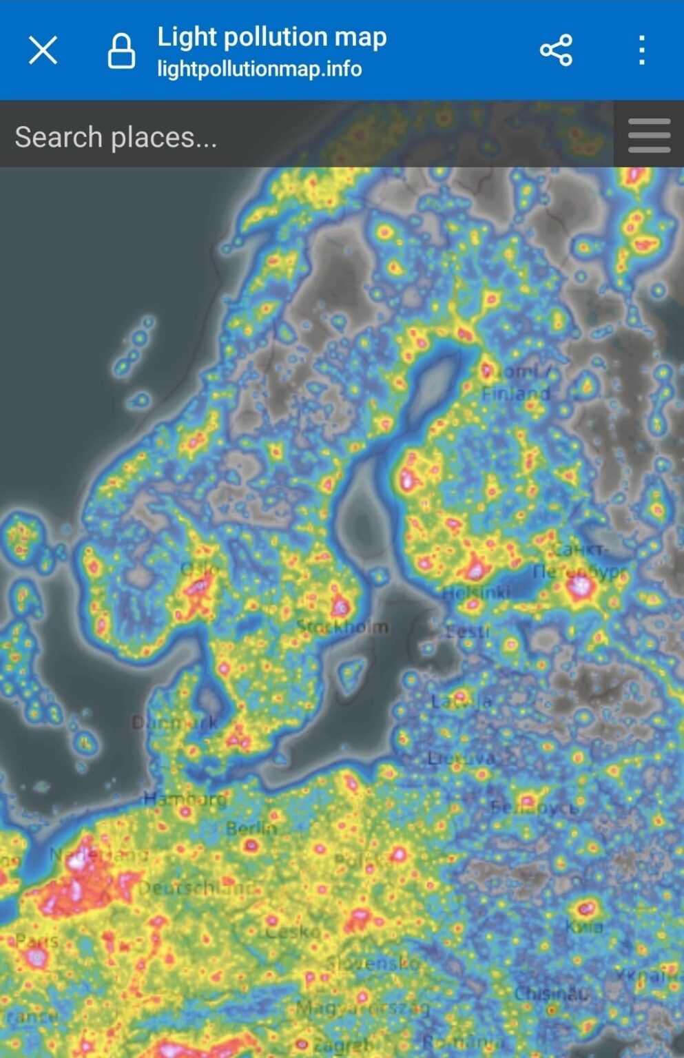 ヨーロッパの他の地域と比較して、比較的少ない光汚染があります