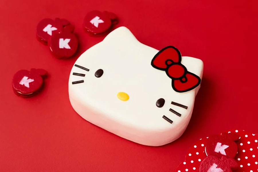 「ハローキティのわくわくスイーツパーティー」で食べられるHELLO KITTYの“はい、チーズ！”ケーキ