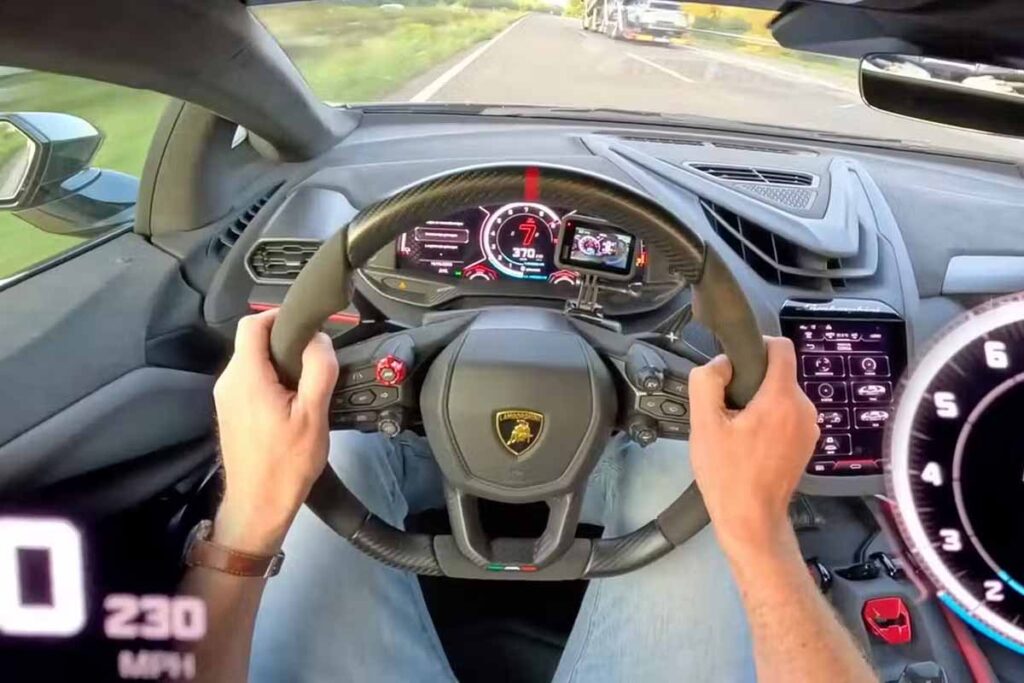 時速370キロで走るランボルギーニ：ドイツの高速道路を走るSNSのスピード違反者を止められない警察 - ItalPassion