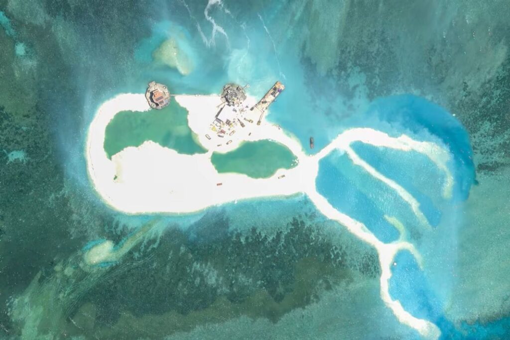 ベトナム、南シナ海の島々を広範に要塞化　中国のやり方手本に - CNN.co.jp