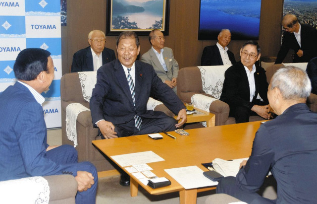 10月、富山市で全国自治会連大会　役員ら 市長に協力依頼