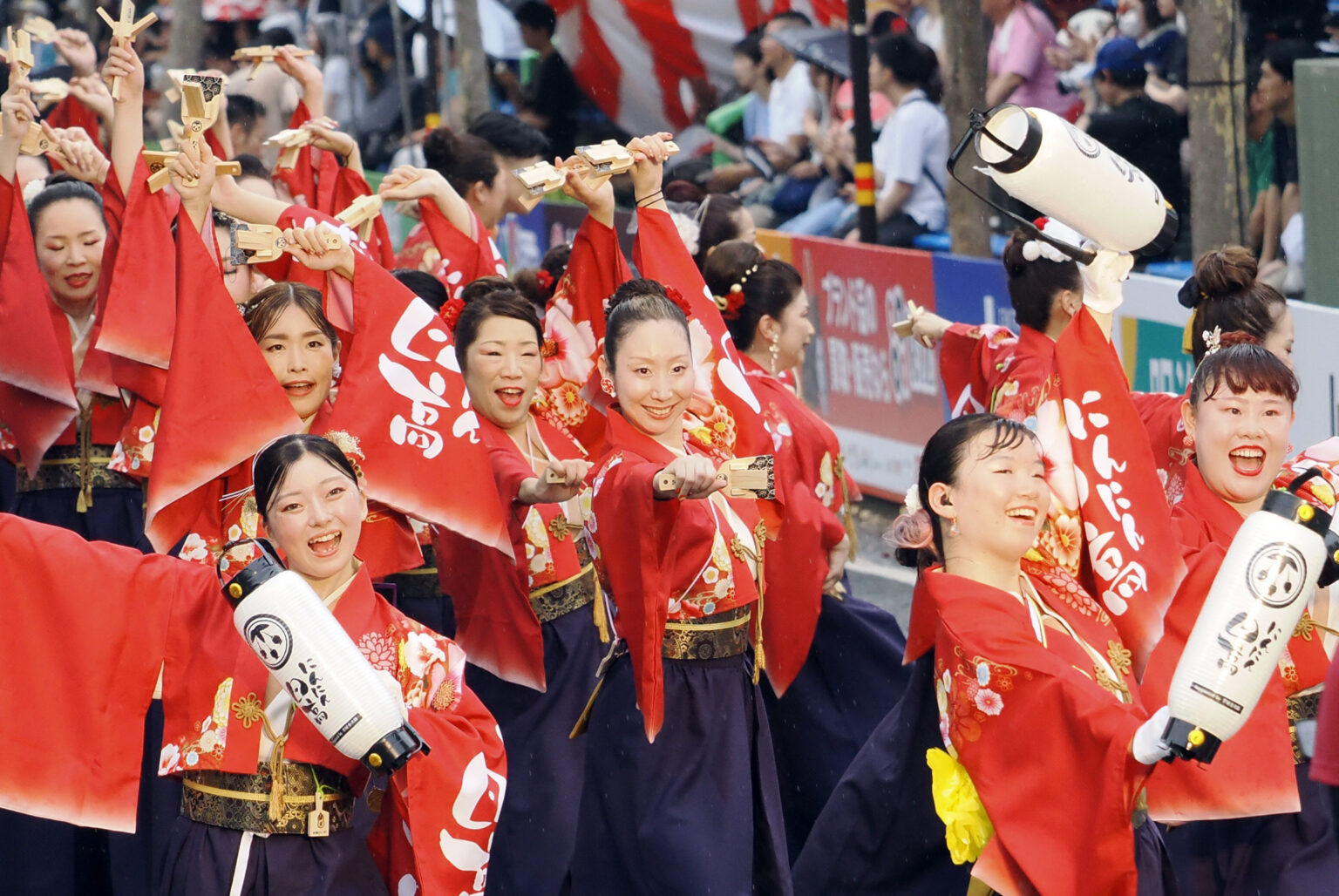 よさこい、高知市「以外」も盛り上がる！ １０年でチーム数２割減でも「やっぱり地元が最高！」〈高知 よさこい 2025〉 - kochinews.co.jp