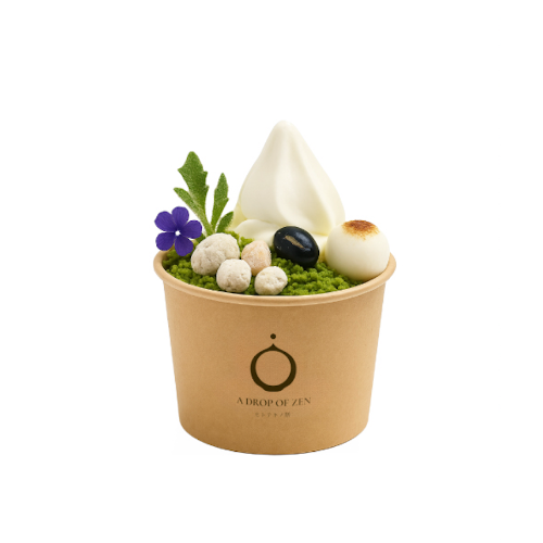 京都・錦市場にオープンしたドリンクスタンド「A DROP OF ZEN ヒトテキノ膳」の苔花膳「抹茶クランブルの苔庭ソフトクリーム」