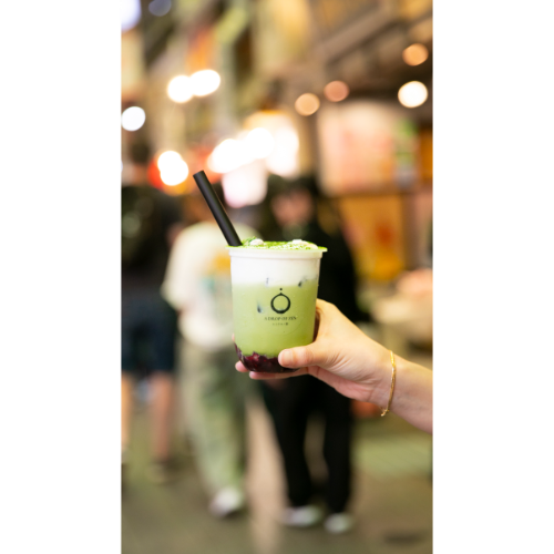 京都・錦市場にオープンしたドリンクスタンド「A DROP OF ZEN ヒトテキノ膳」の抹茶膳「枯山水を味わう禅庭抹茶ラテ」