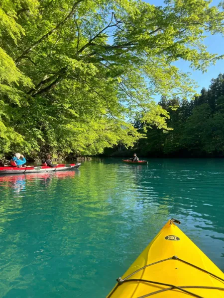 群馬県中之条町の「四万湖」