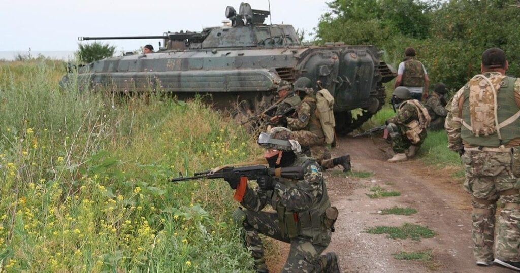 ロシア人は、ウクライナ・ポクロフスクの反撃が加速するため、1300の損失を被ります