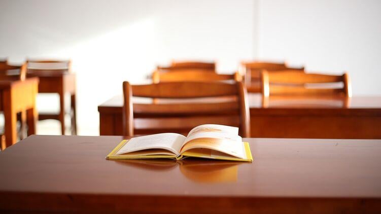 ウクライナの学校卒業生の数は、1年で26％減少しました。