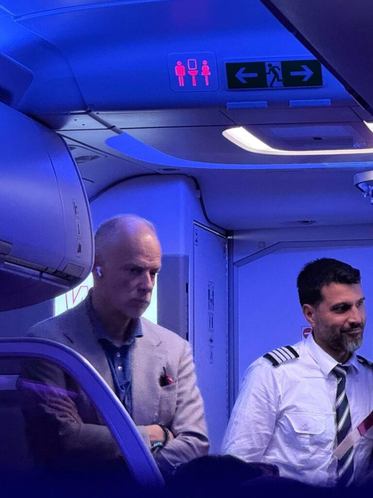 低コストの飛行機のカジノミスト。