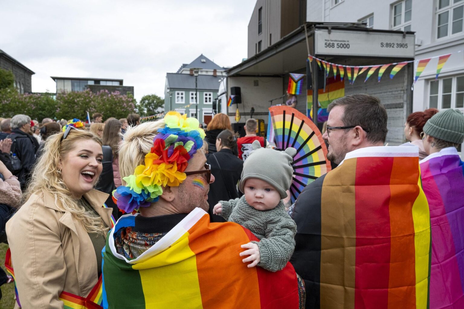 アイスランドの若者の99％は、彼らがLGBTQ+の人々にとって良い場所として住んでいる地域を見ています