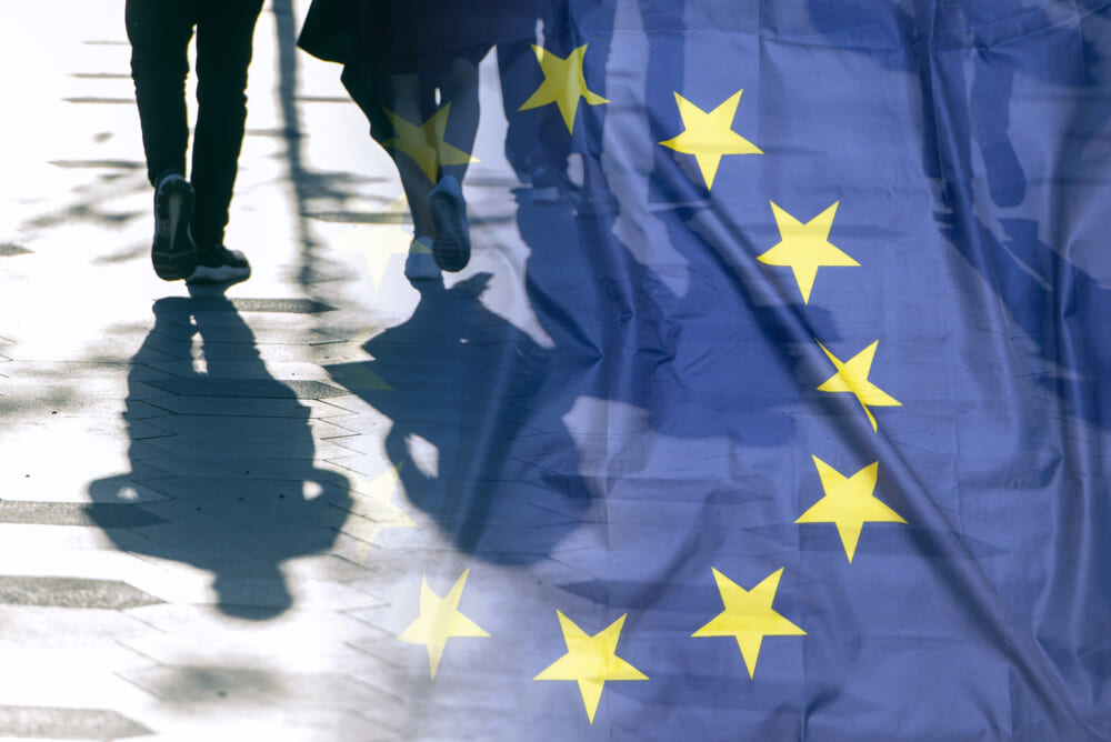 EU population hits record 450 million on another migration boost