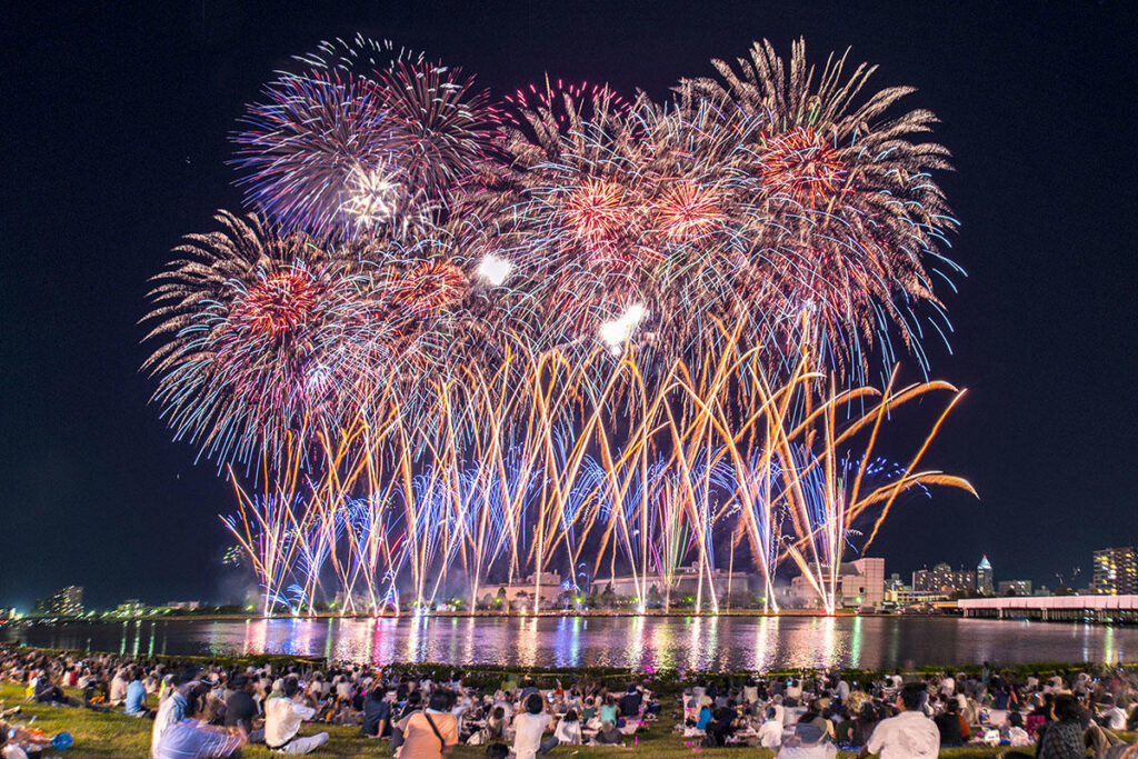 新潟まつり花火大会の開催中止へ　悪天候のため | 夜景FANマガジン