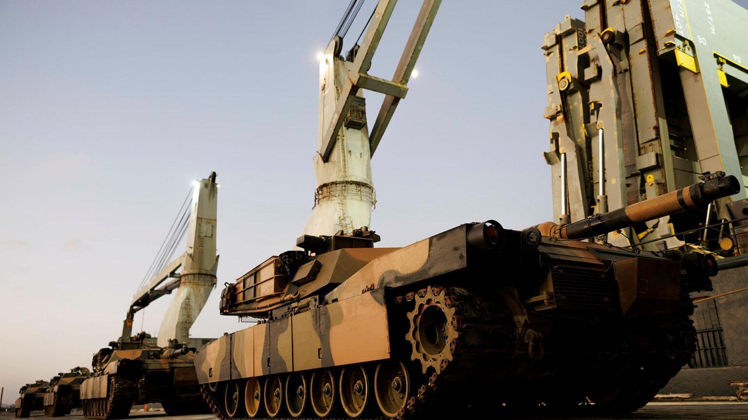 M1 Abrams Tanksは現在、2番目のウクライナ部隊によって運営されています。おそらくオーストラリアからの新しい鎧の注入は、ウクライナの米国にdonしたエイブラムス戦車のほとんどが失われたために来ています。