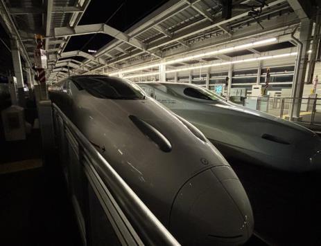 深夜の鹿児島中央駅（イメージ）