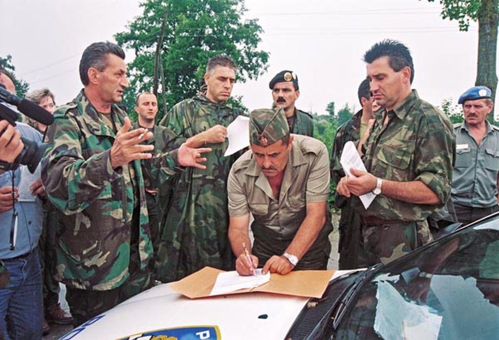 この日、1995年8月8日、Cedomir BulatはPetar将軍の前に伝統に署名しました。この行為は、セルビアの攻撃性の終わりを示しています。