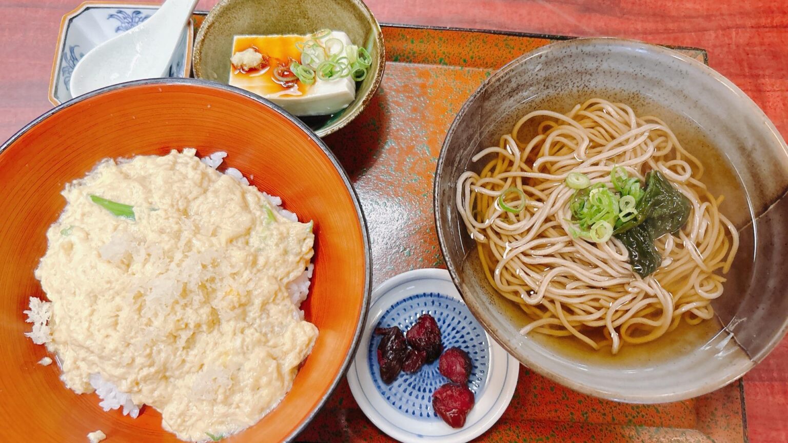 【京都市下京区】お蕎麦も付いて900円！ふわとろ玉子丼が絶品のレトロ食堂（みやこ） - エキスパート - Yahoo!ニュース