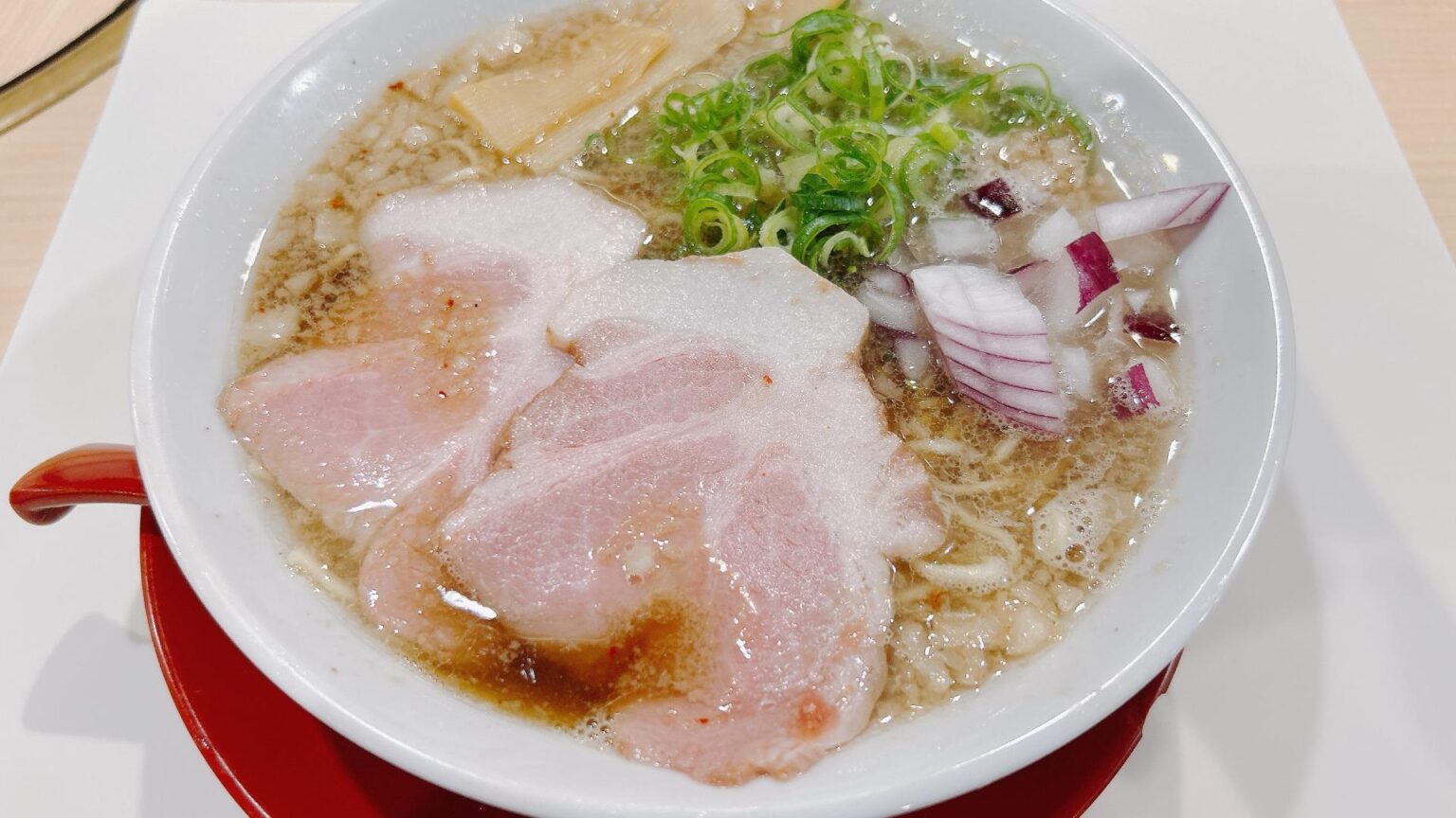 【京都市中京区】背脂なのにあっさり？ラーメン百名店に選ばれた「背脂煮干しそば」が絶品（みやこ） - エキスパート - Yahoo!ニュース