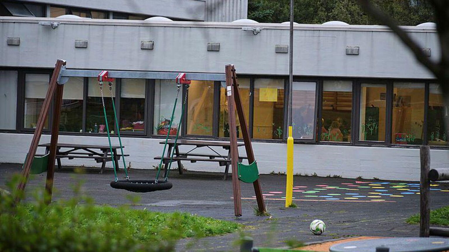 より多くの子供の違反の疑い - 指標