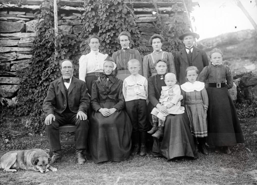 ノルウェーの3世代、1915年