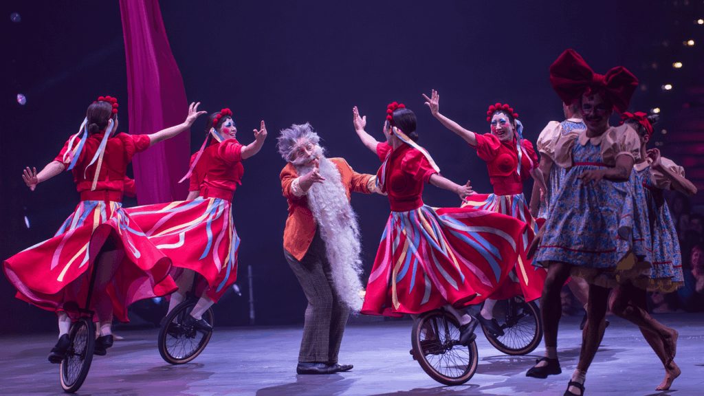Ilu del Cirque du Soleilは64,000人の観客を超え、夏の文化的目的地としてAndorraを統合します