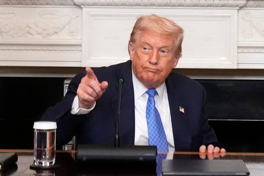 トランプはホワイトハウスでの月曜日の「記者会見」を約束する「本質的に、ワシントンDCで暴力犯罪を止める」