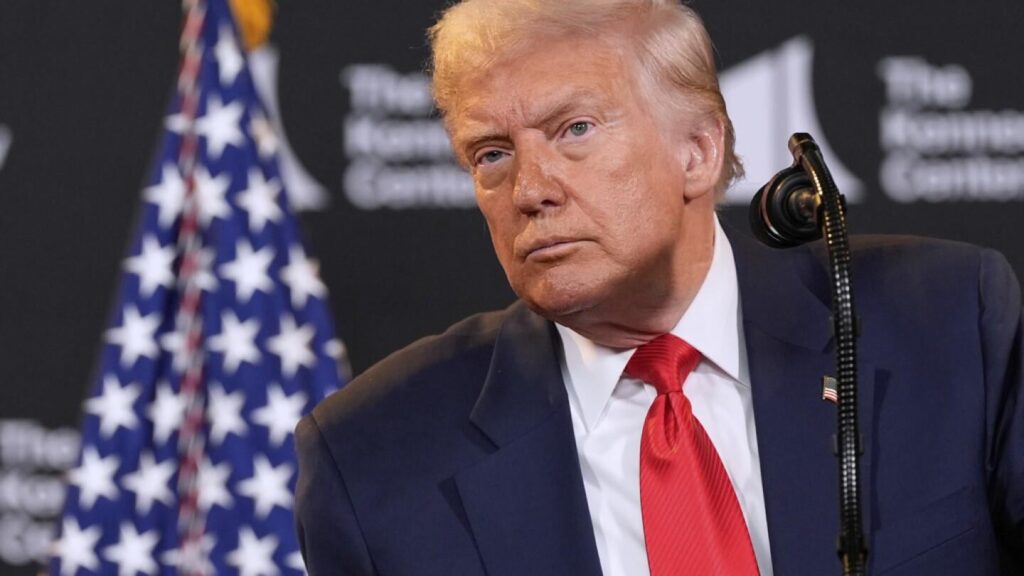 プーチンがウクライナ戦争を続けている場合、トランプは「非常に深刻な結果」を警告します