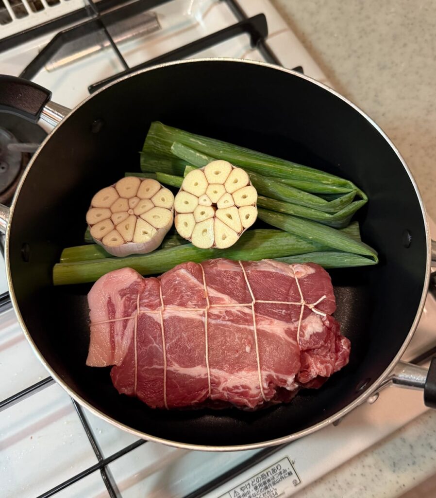 豚ヒレ半額だったから、ラーメン作った