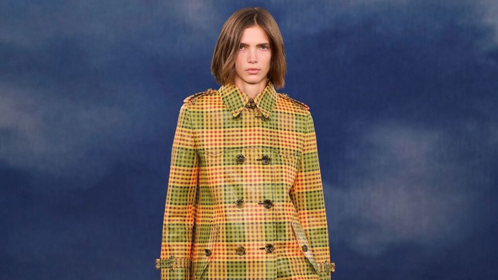 バーバリーは英国の音楽カルチャーと伝統を融合【2026年春夏 ロンドン速報】 | Vogue Japan