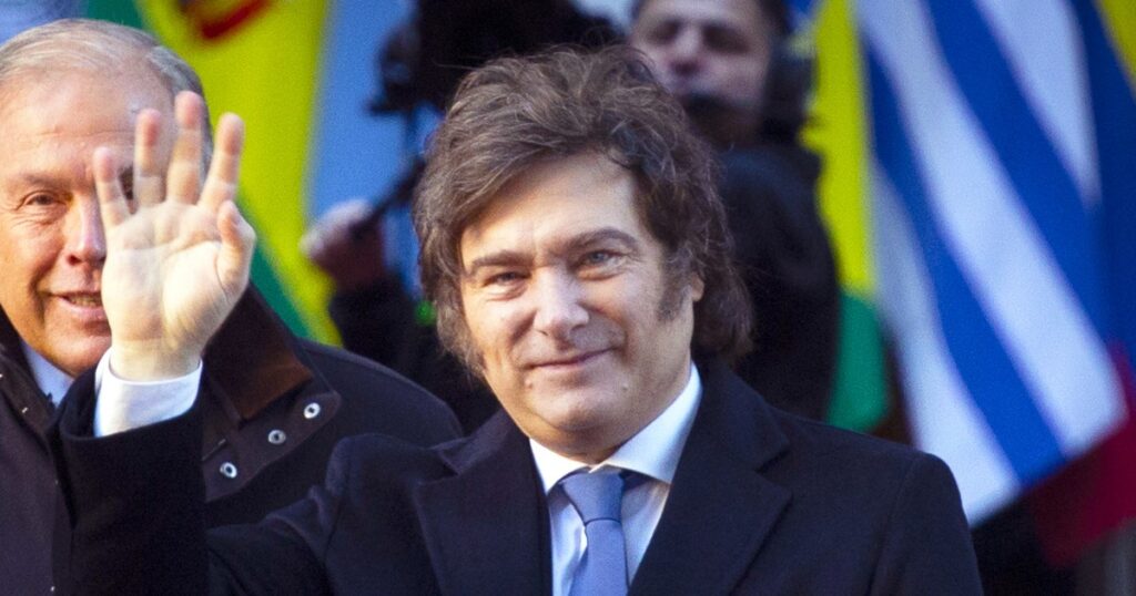 南米：アルゼンチン経済がミレイ政権下で劇的改善　地下資源による外貨獲得に期待　木村駿 | 週刊エコノミスト Online