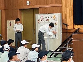 抽選会トーナメント表の写真
