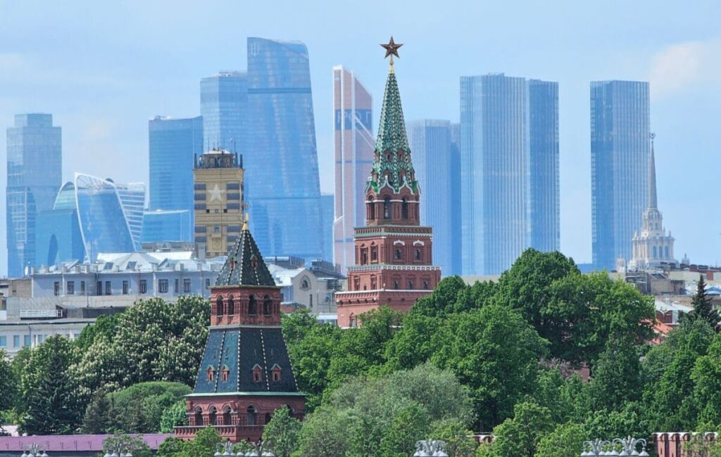 EU、新たなロシア制裁案を19日にも提示-暗号資産やエネルギー標的に – Bloomberg EU、新たなロシア制裁案を19日にも提示-暗号資産やエネルギー標的に - Bloomberg