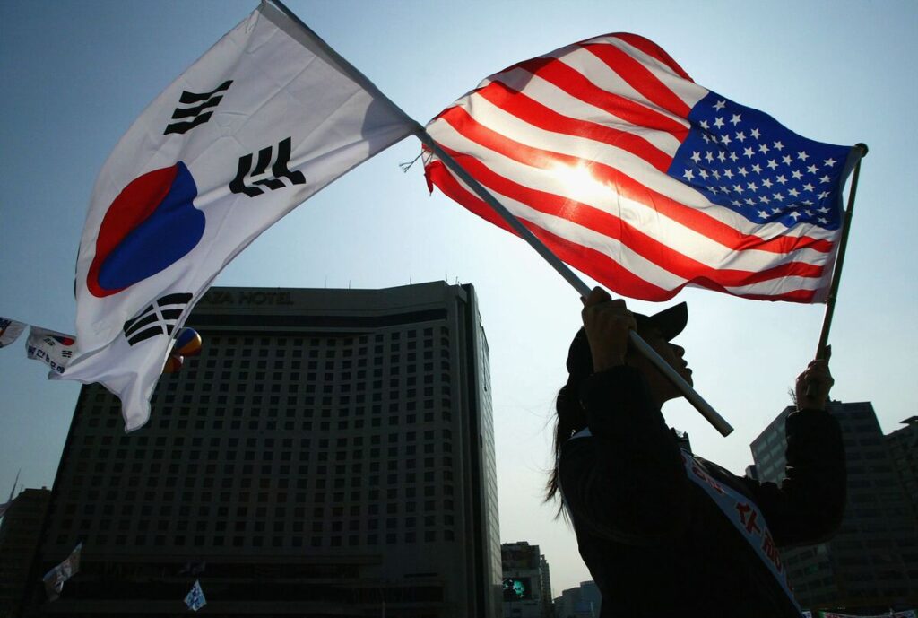 現代自の米工場で韓国人300人以上拘束－事態打開へ外相が訪米検討 - Bloomberg