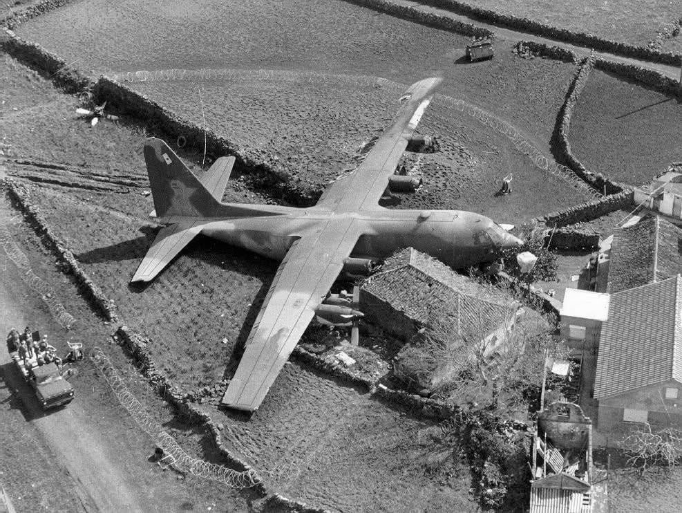 テルセイラ島、アメリカ空軍C-130からのアゾレス諸島事故。 1984年4月4日