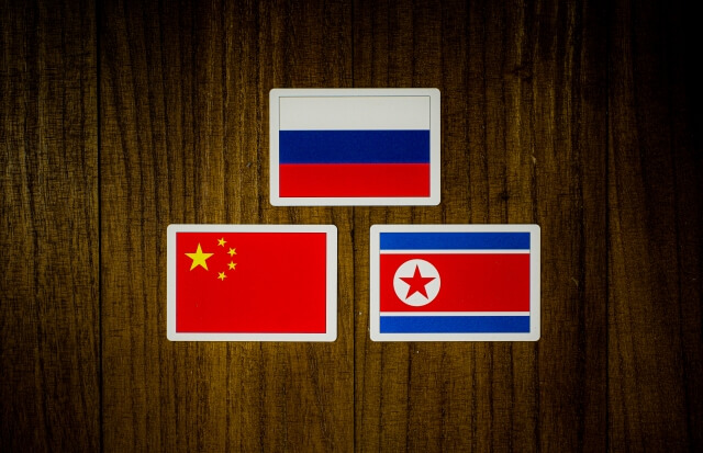 中国、ロシア、北朝鮮が軍事パレードに集結。天気も演出のうちか | 無料のアプリでラジオを聴こう！ | radiko news(ラジコニュース)