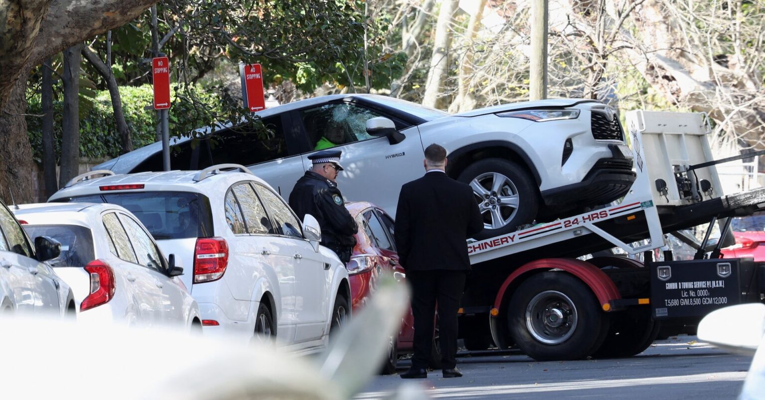 豪シドニーのロシア領事館に車が突入、39歳男を逮捕 | ロイター