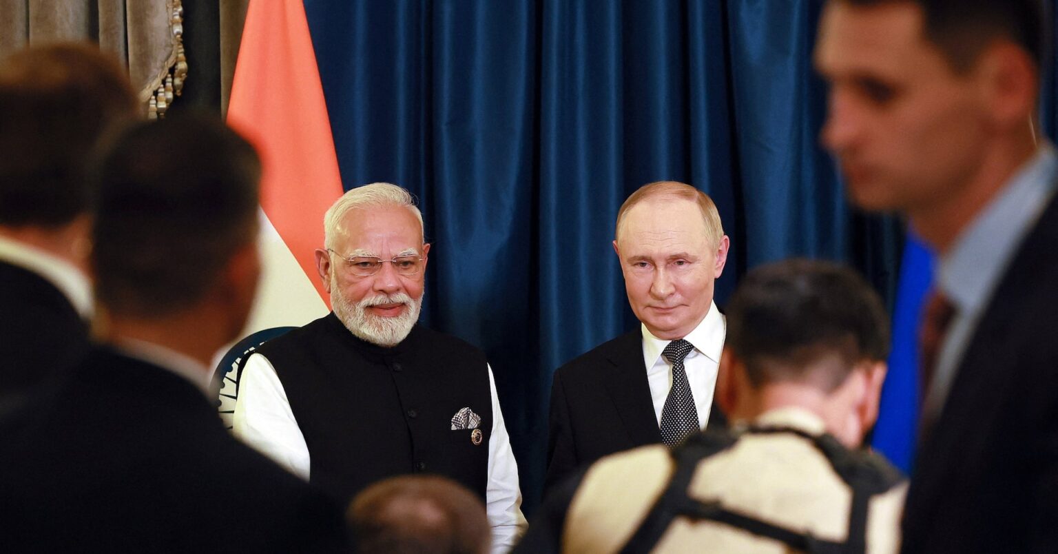 モディ氏がプーチン氏と会談、「ロシアとインドは困難な時期も協力」 | ロイター