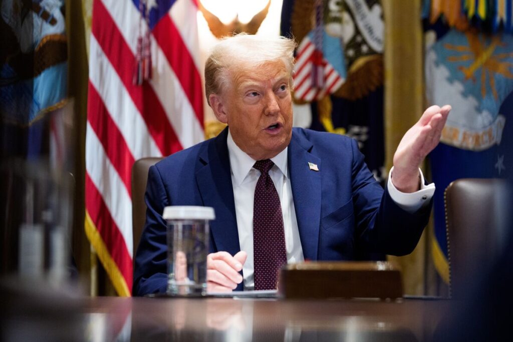 トランプ氏の看板公約、現実の壁に相次ぎ直面－中間選挙を前に停滞感 - Bloomberg