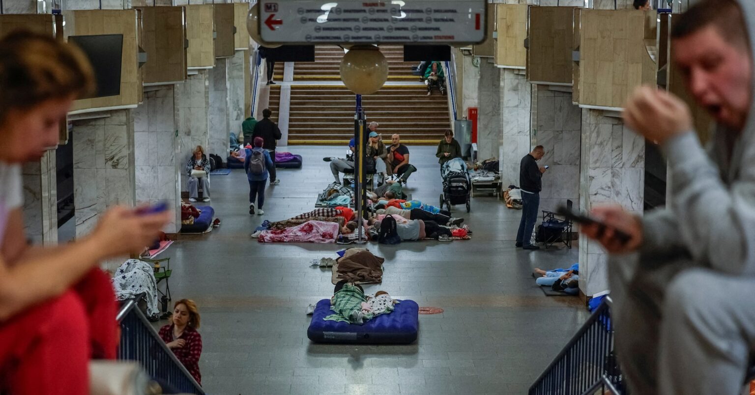 ロシア、ウクライナに大規模空爆　ポーランドがスクランブル対応 | ロイター