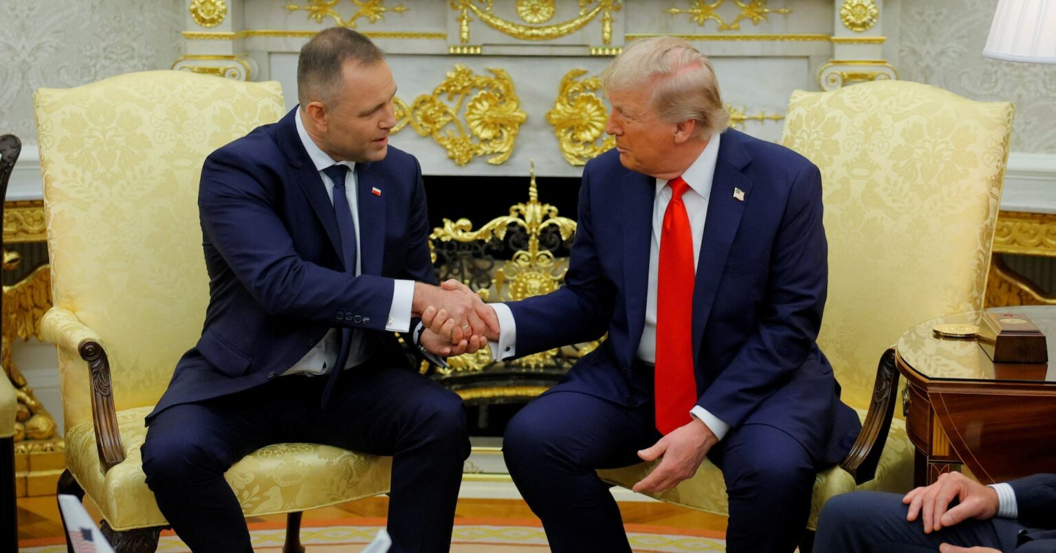 米ポーランド首脳会談、ウクライナ情勢など巡り協議へ | ロイター