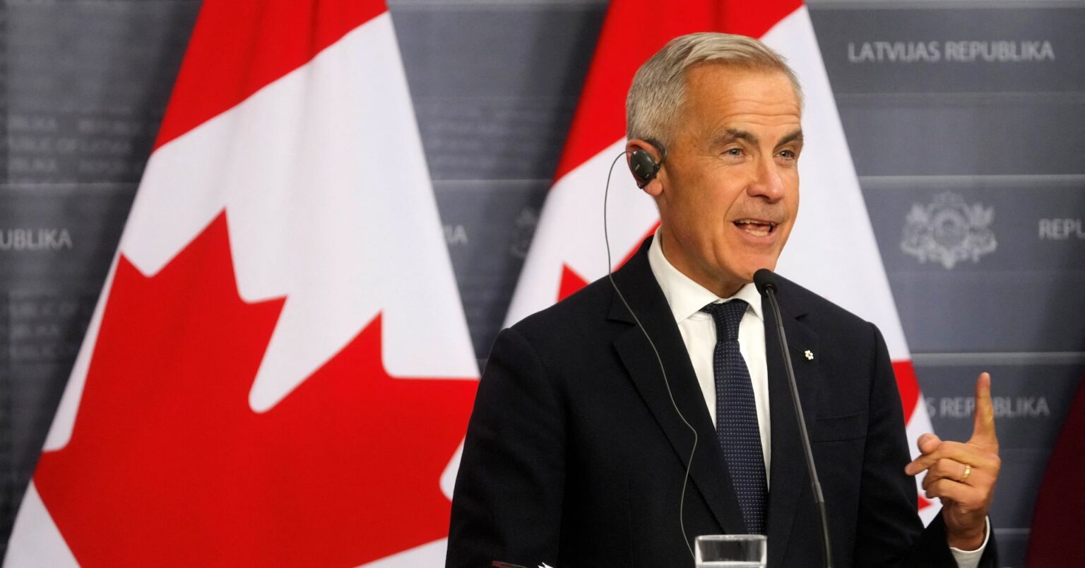 カナダ予算は緊縮財政と投資に焦点＝カーニー首相 | ロイター